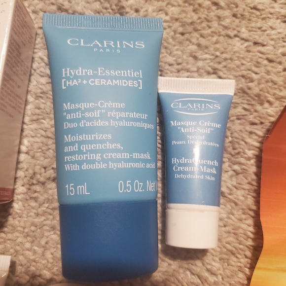 Clarins Bundle - Picture 7 of 9